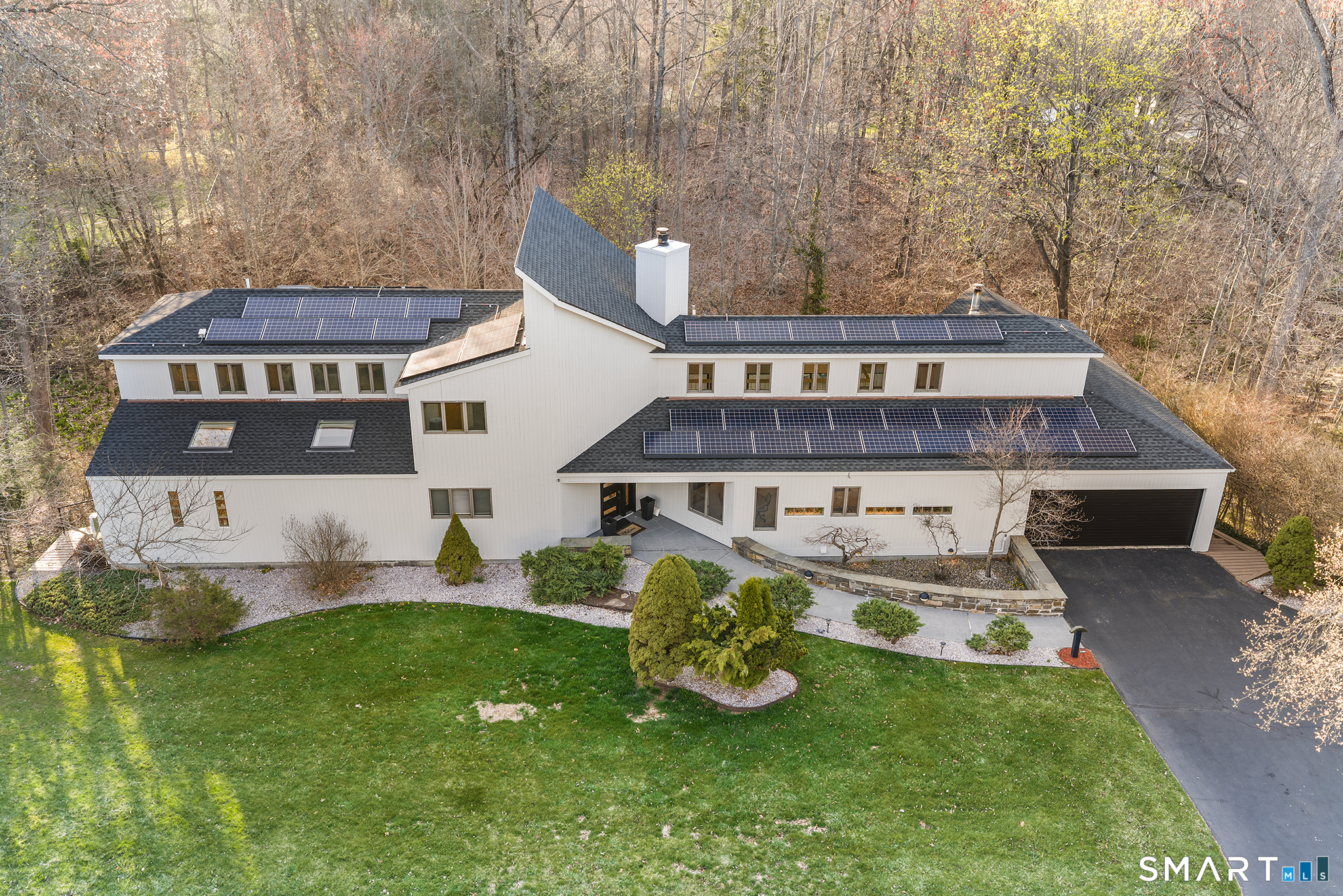 25 Surrey Drive Cheshire CT 06410