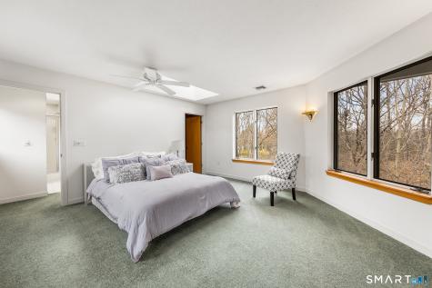 25 Surrey Drive Cheshire CT 06410