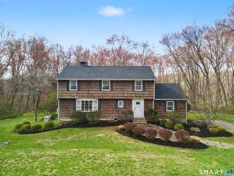 30 Brierwood Drive Woodbridge CT 06525