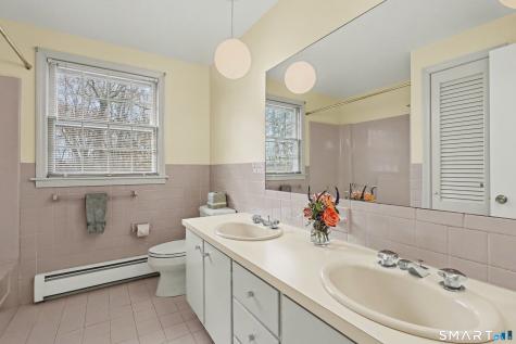 30 Brierwood Drive Woodbridge CT 06525