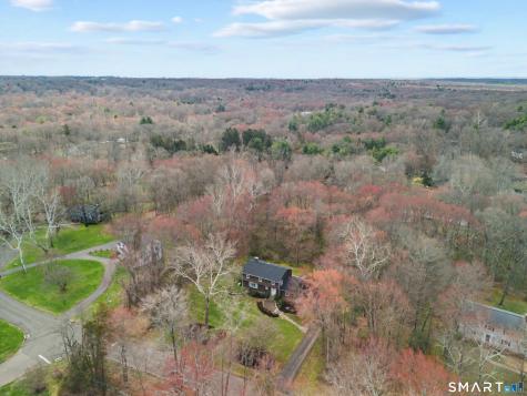 30 Brierwood Drive Woodbridge CT 06525
