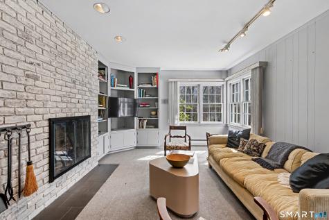 30 Brierwood Drive Woodbridge CT 06525