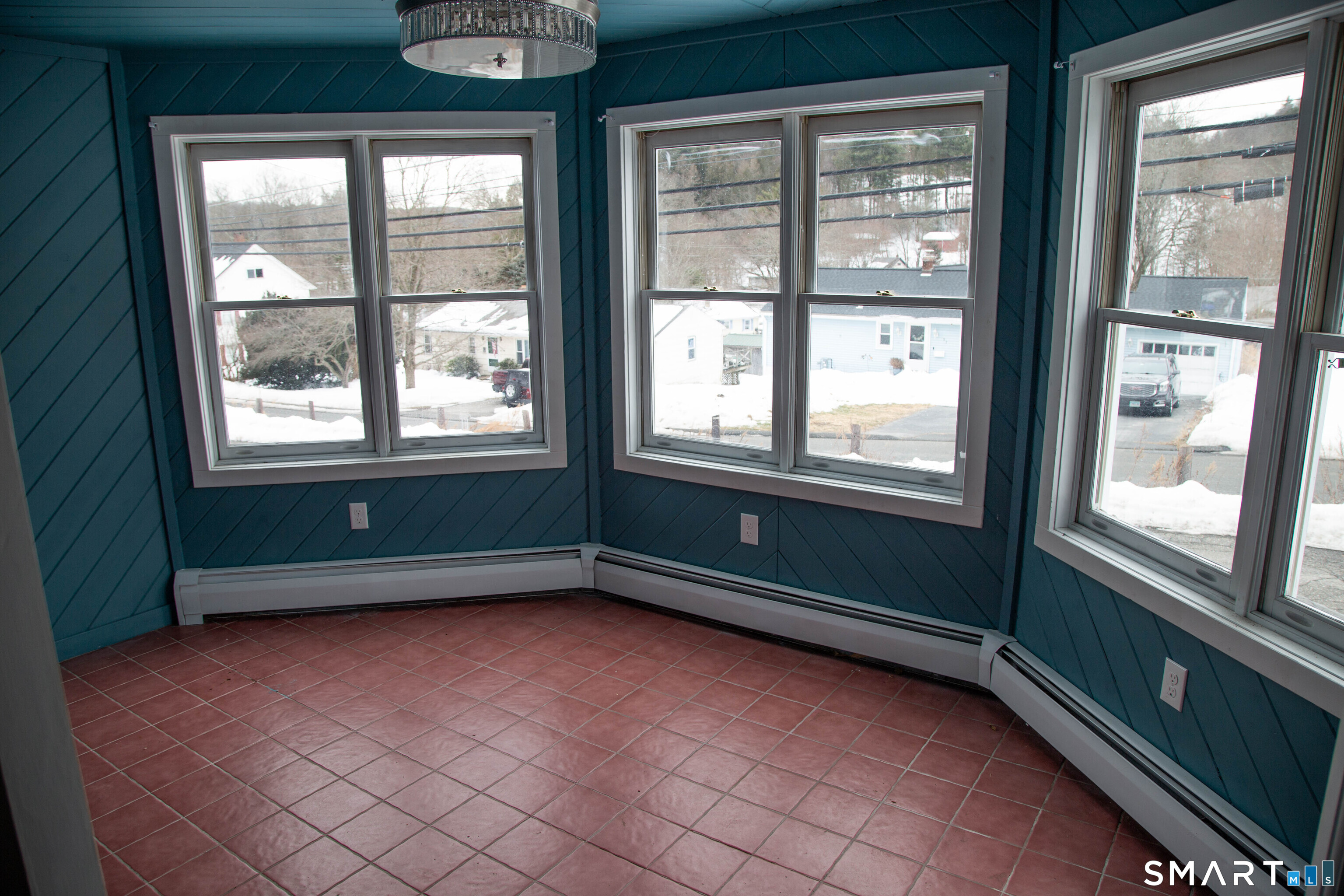 58 Litchfield Street Thomaston CT 06787