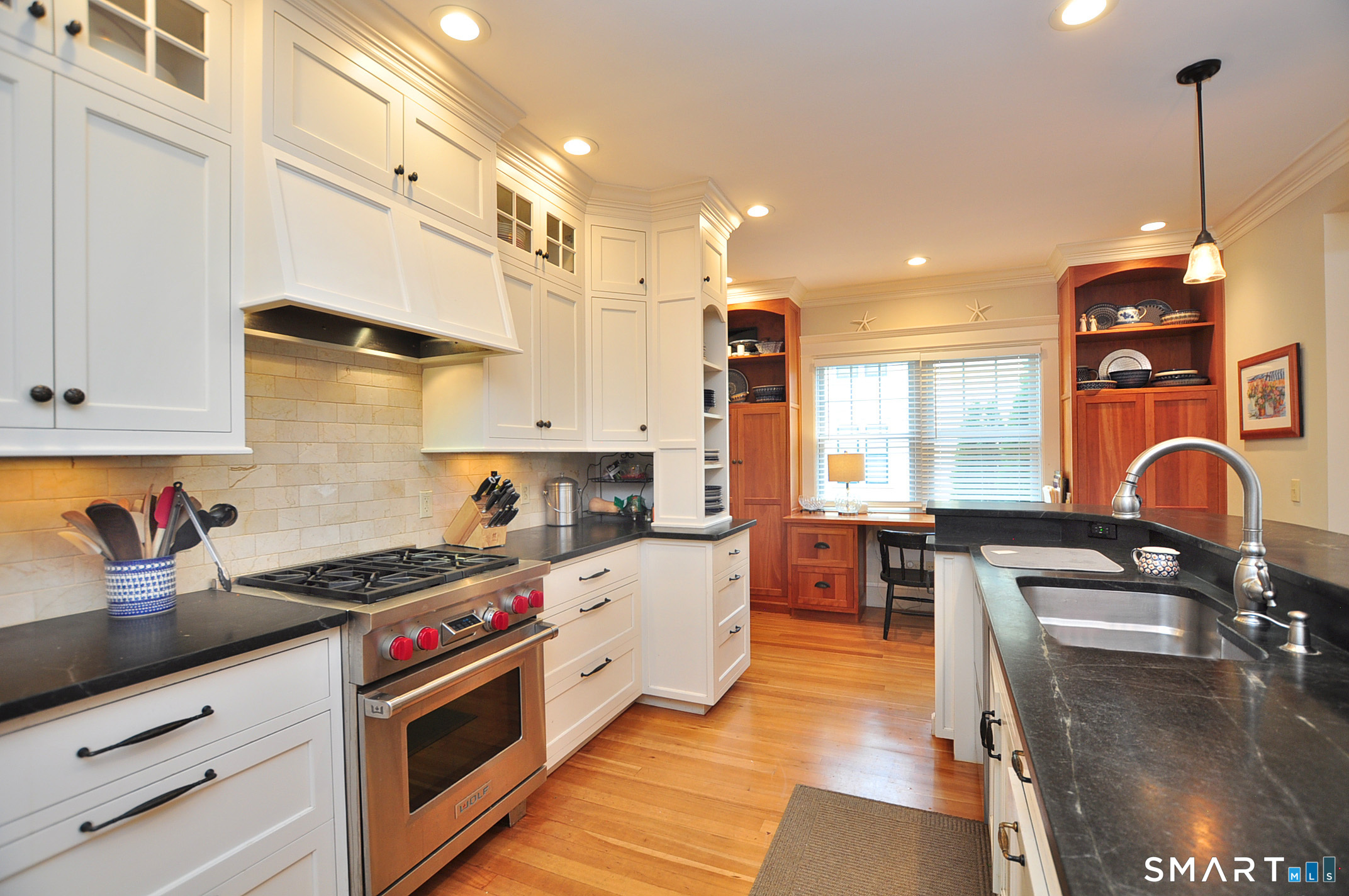 371 North Main Street Suffield CT 06078