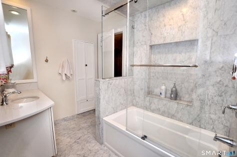 371 North Main Street Suffield CT 06078