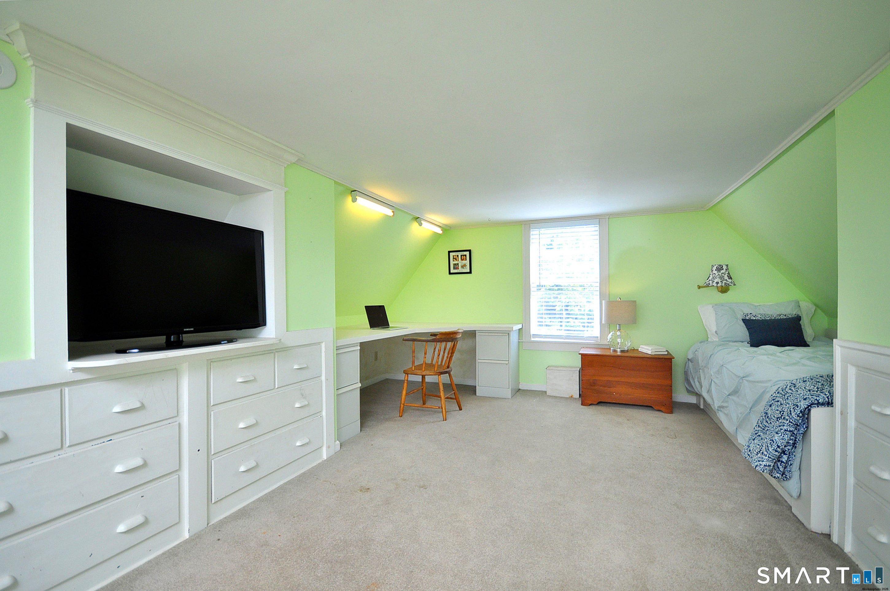 371 North Main Street Suffield CT 06078
