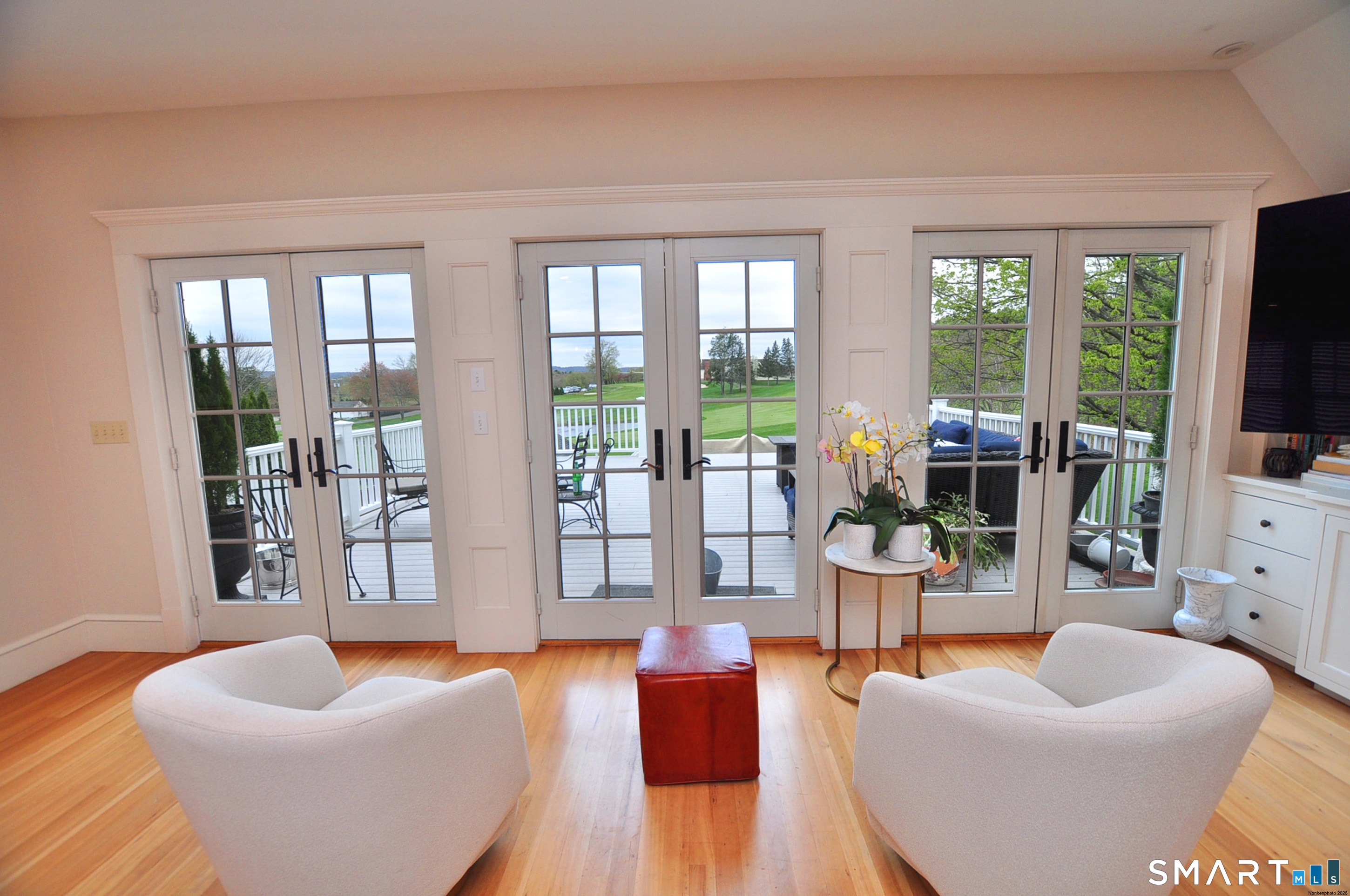 371 North Main Street Suffield CT 06078