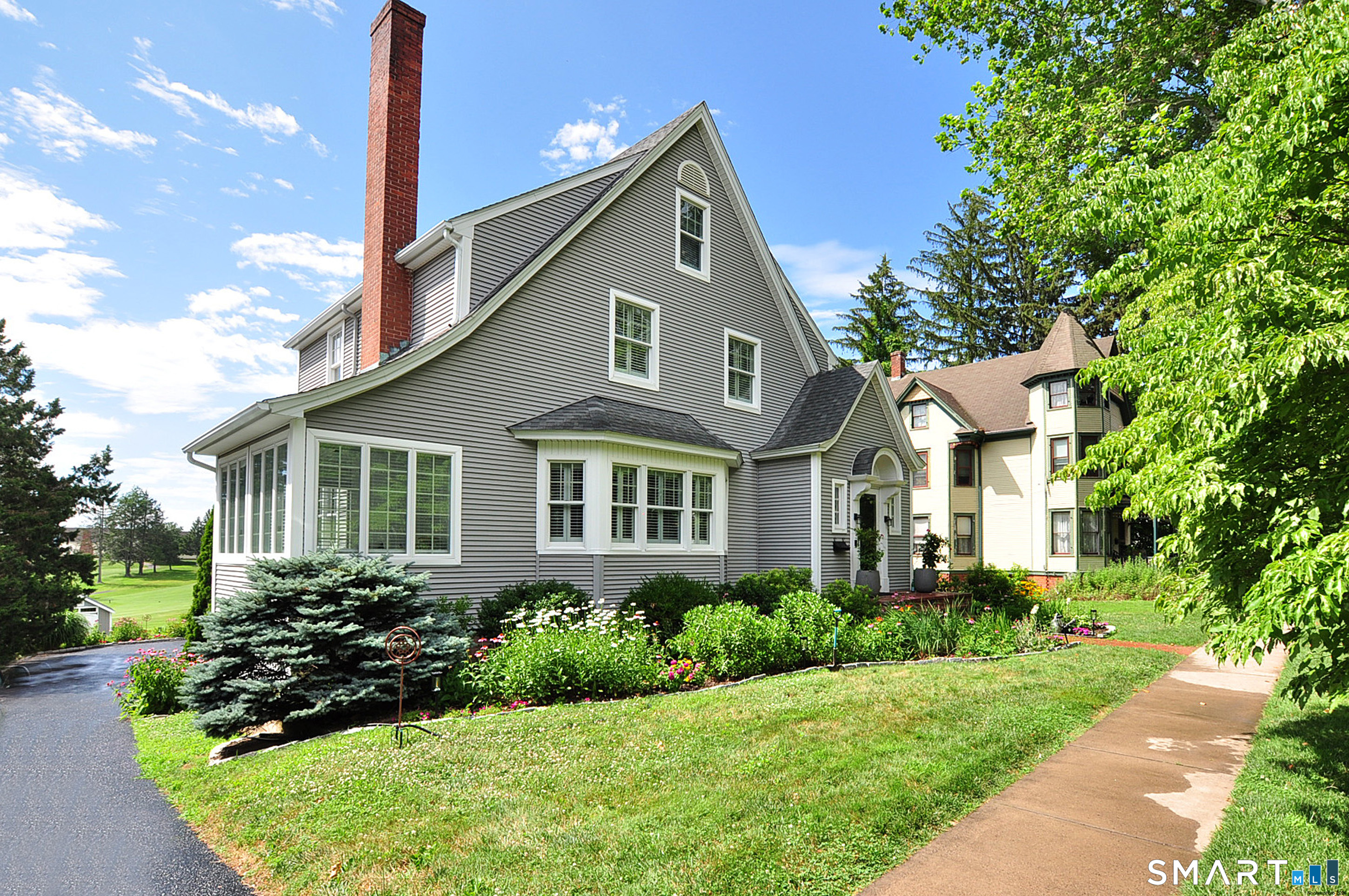 371 North Main Street Suffield CT 06078