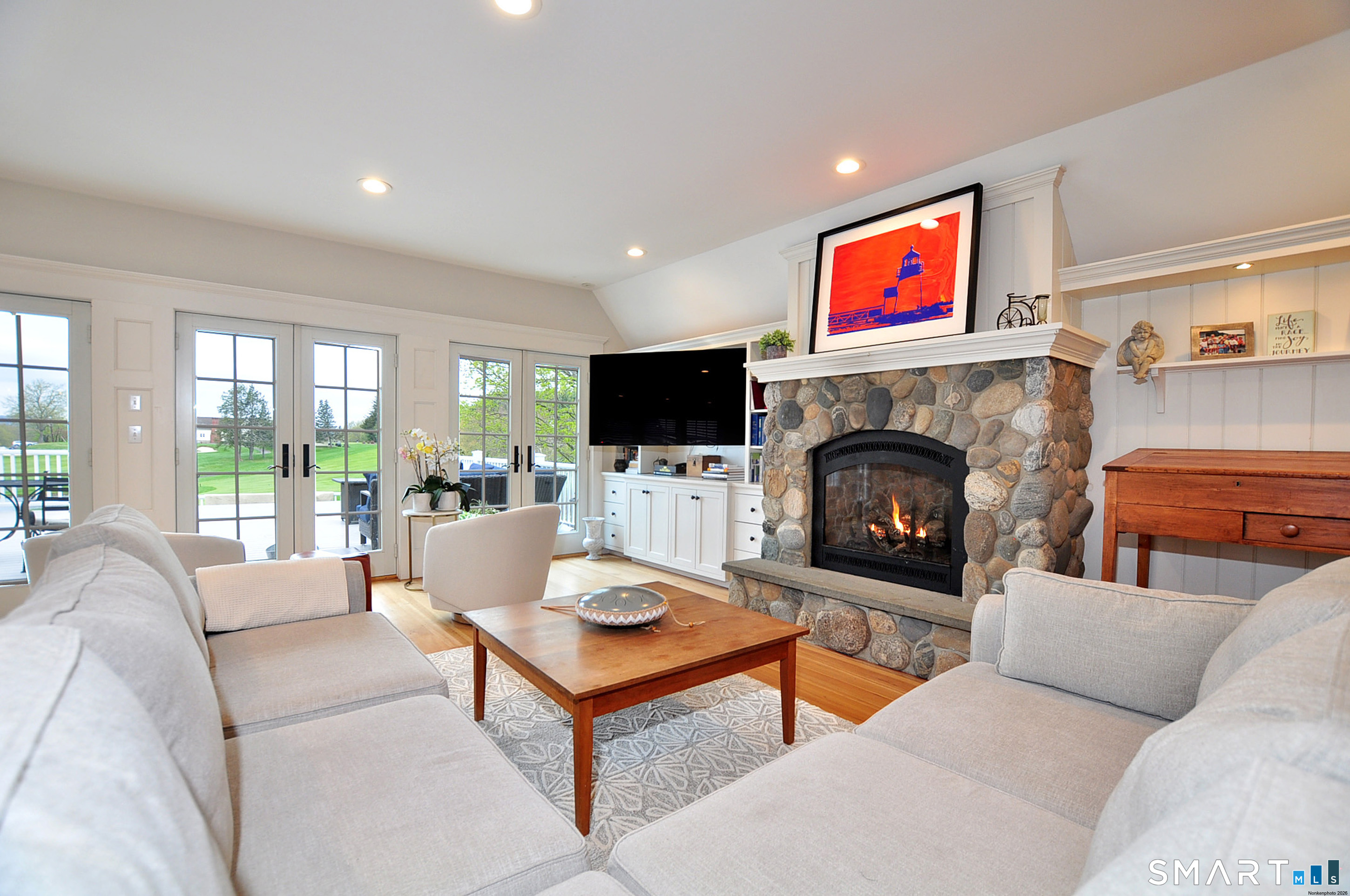 371 North Main Street Suffield CT 06078