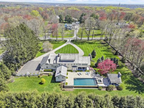 1813 Burr Street Fairfield CT 06824