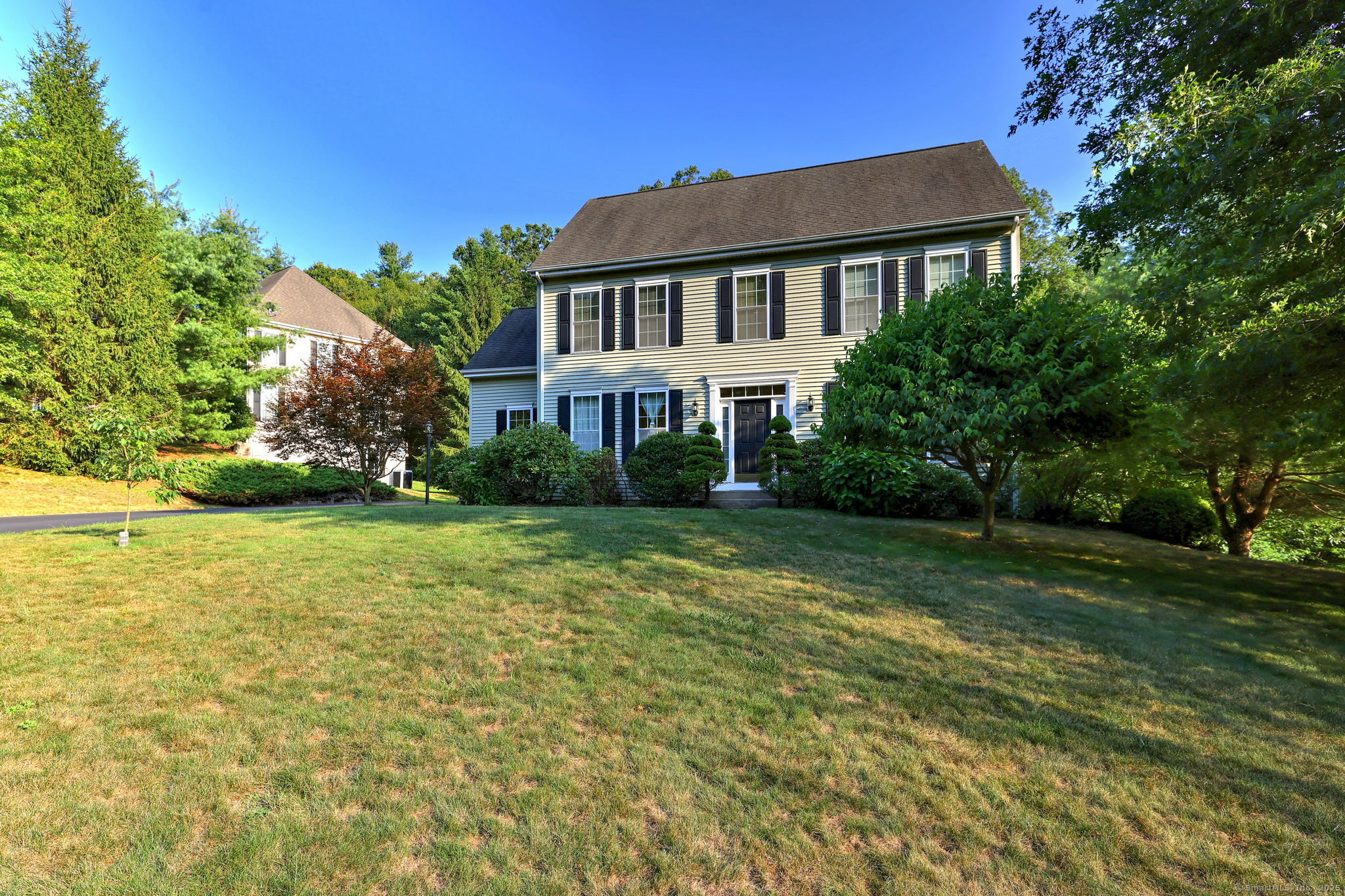 25 Fenwick Drive Avon CT 06001