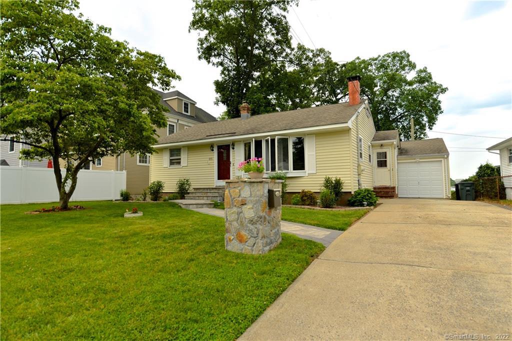 815 Buckingham Avenue Milford CT 06460