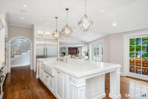 21 Fox Hill Lane Darien CT 06820