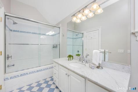 21 Fox Hill Lane Darien CT 06820