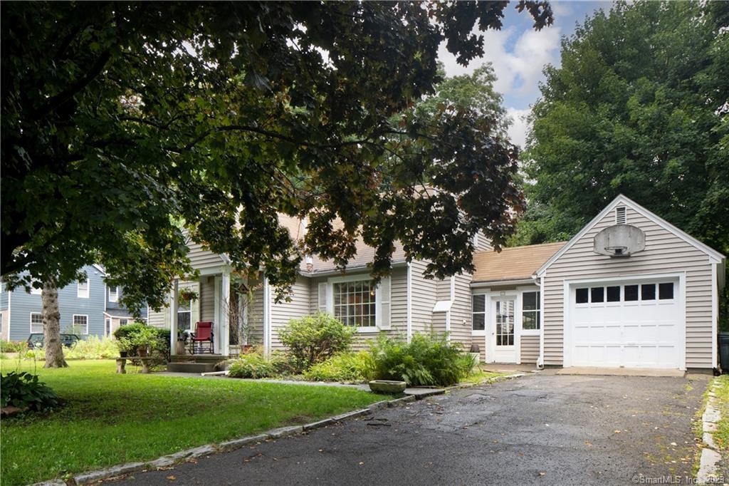 22 Walton Street Salisbury CT 06039
