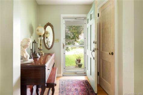 22 Walton Street Salisbury CT 06039