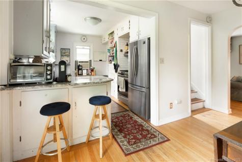 22 Walton Street Salisbury CT 06039