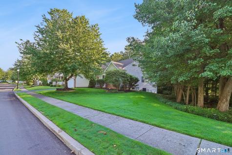 155 Country Club Drive Oxford CT 06478