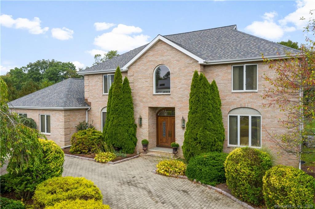 47 Putting Green Lane Orange CT 06477
