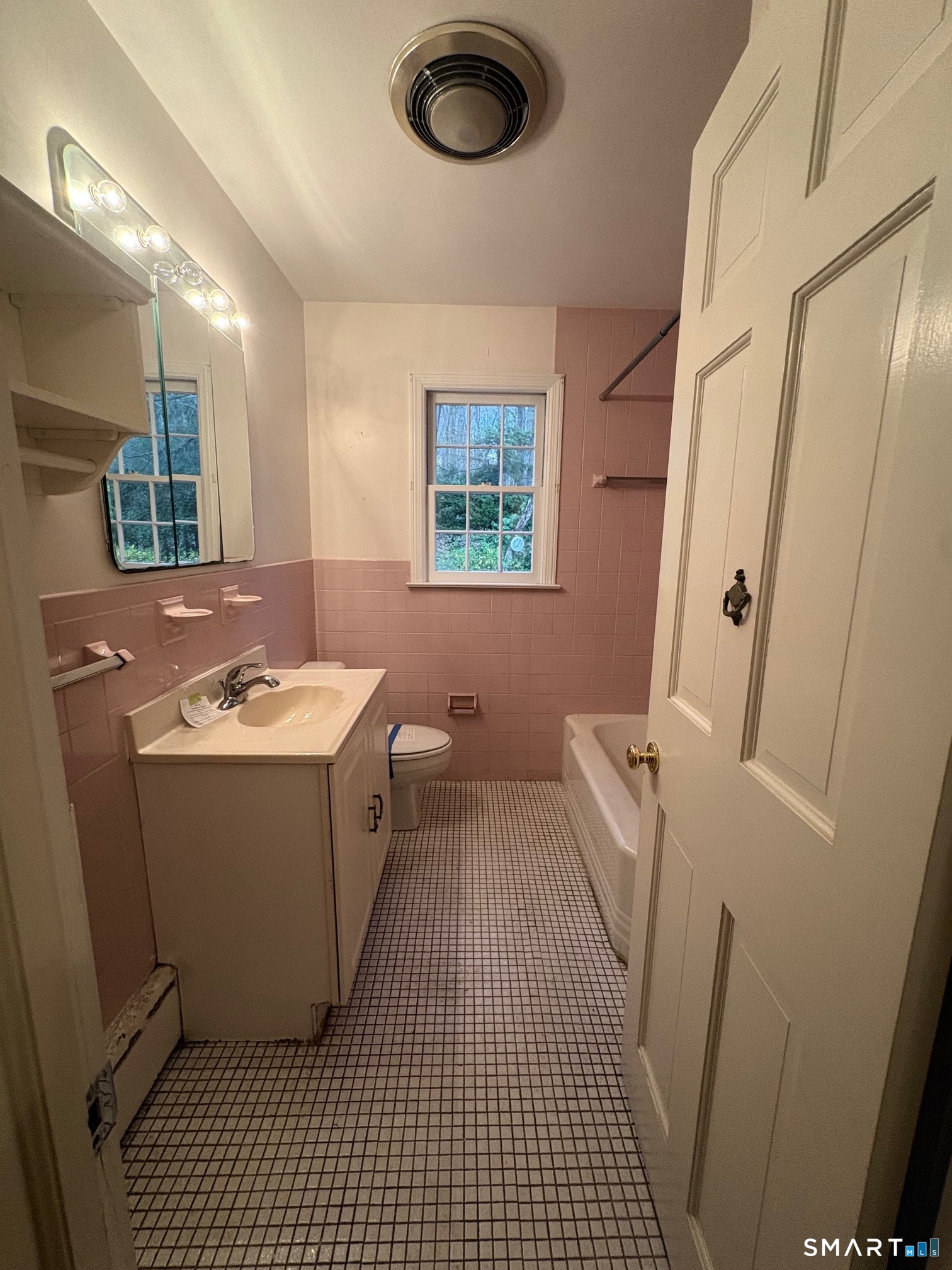74 Raymond Lane Wilton CT 06897
