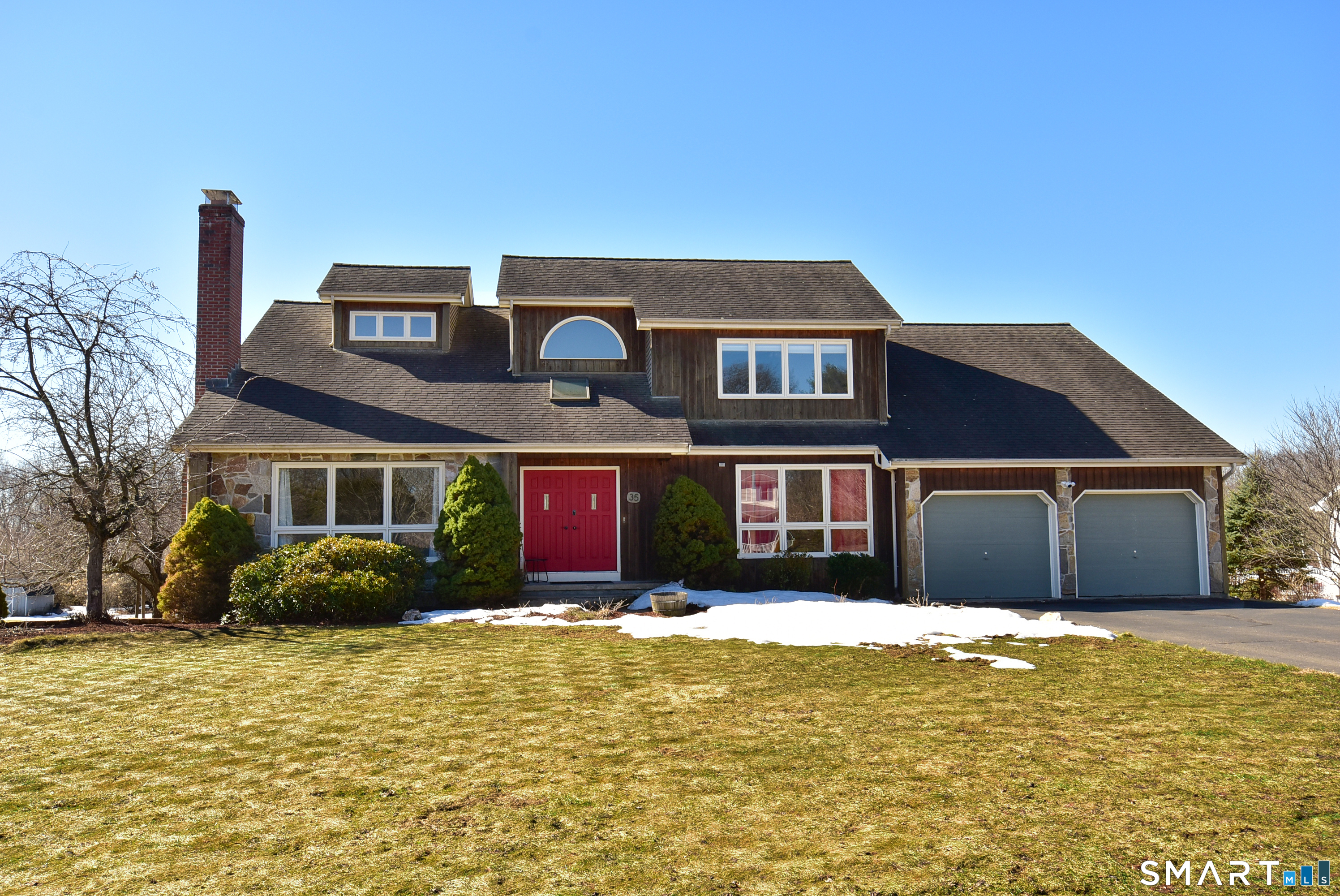 35 Vincent Circle South Windsor CT 06074