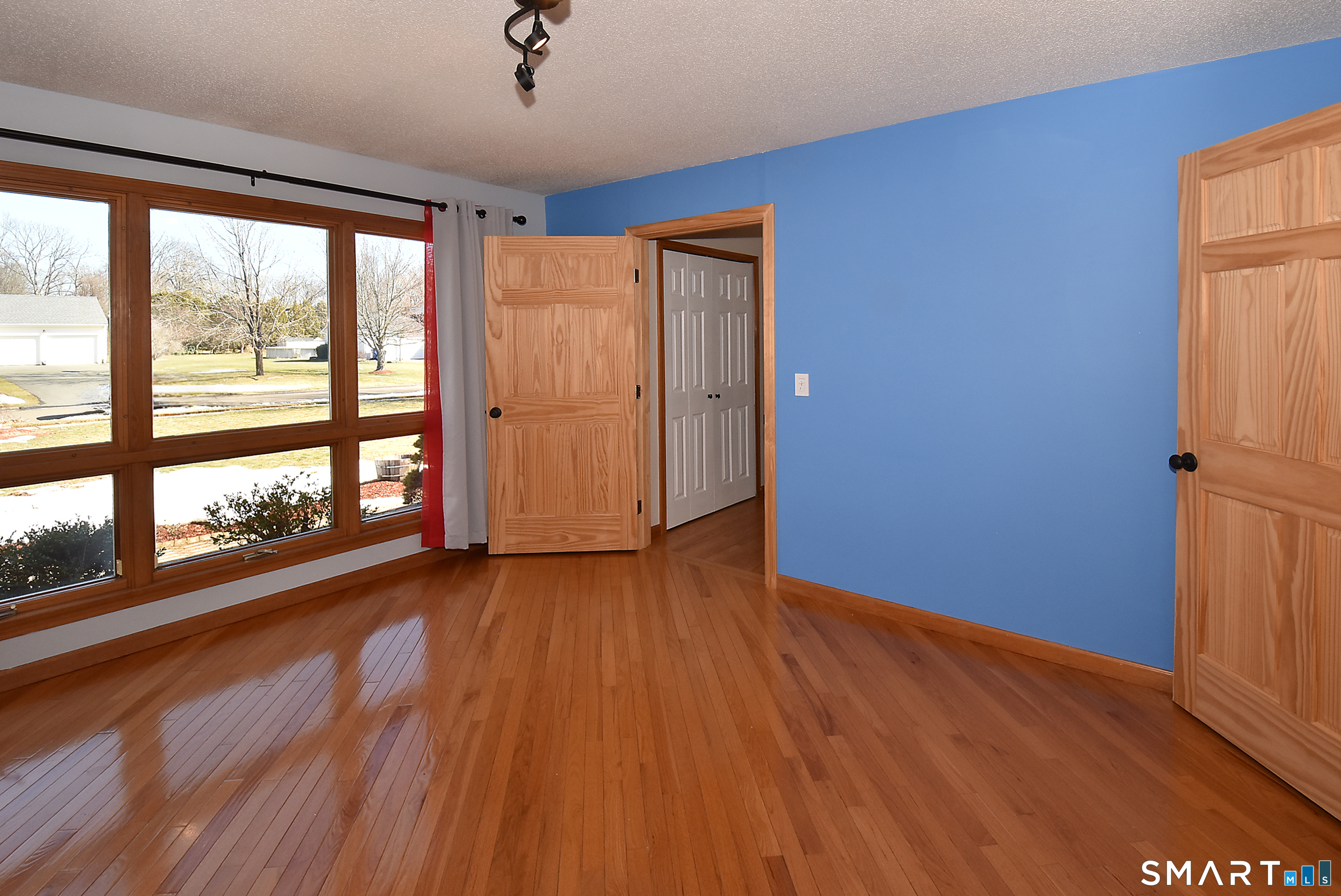 35 Vincent Circle South Windsor CT 06074