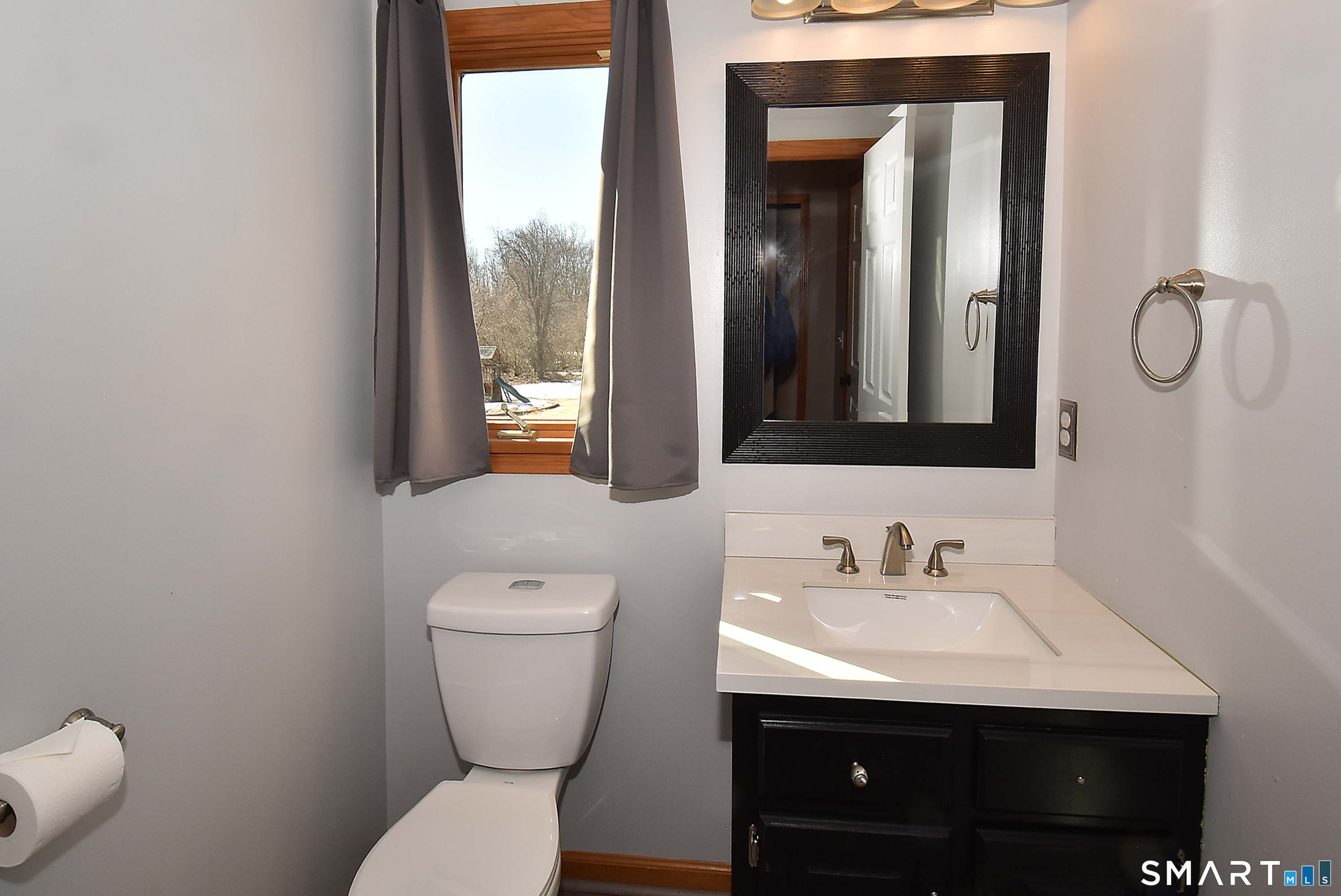 35 Vincent Circle South Windsor CT 06074