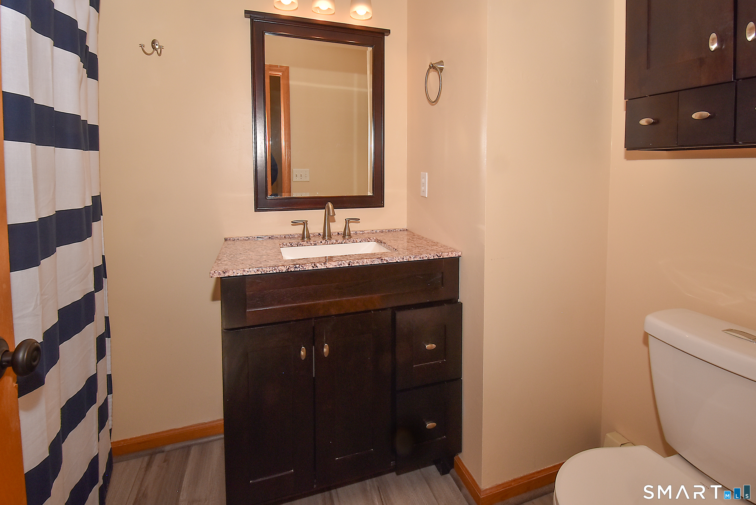 35 Vincent Circle South Windsor CT 06074