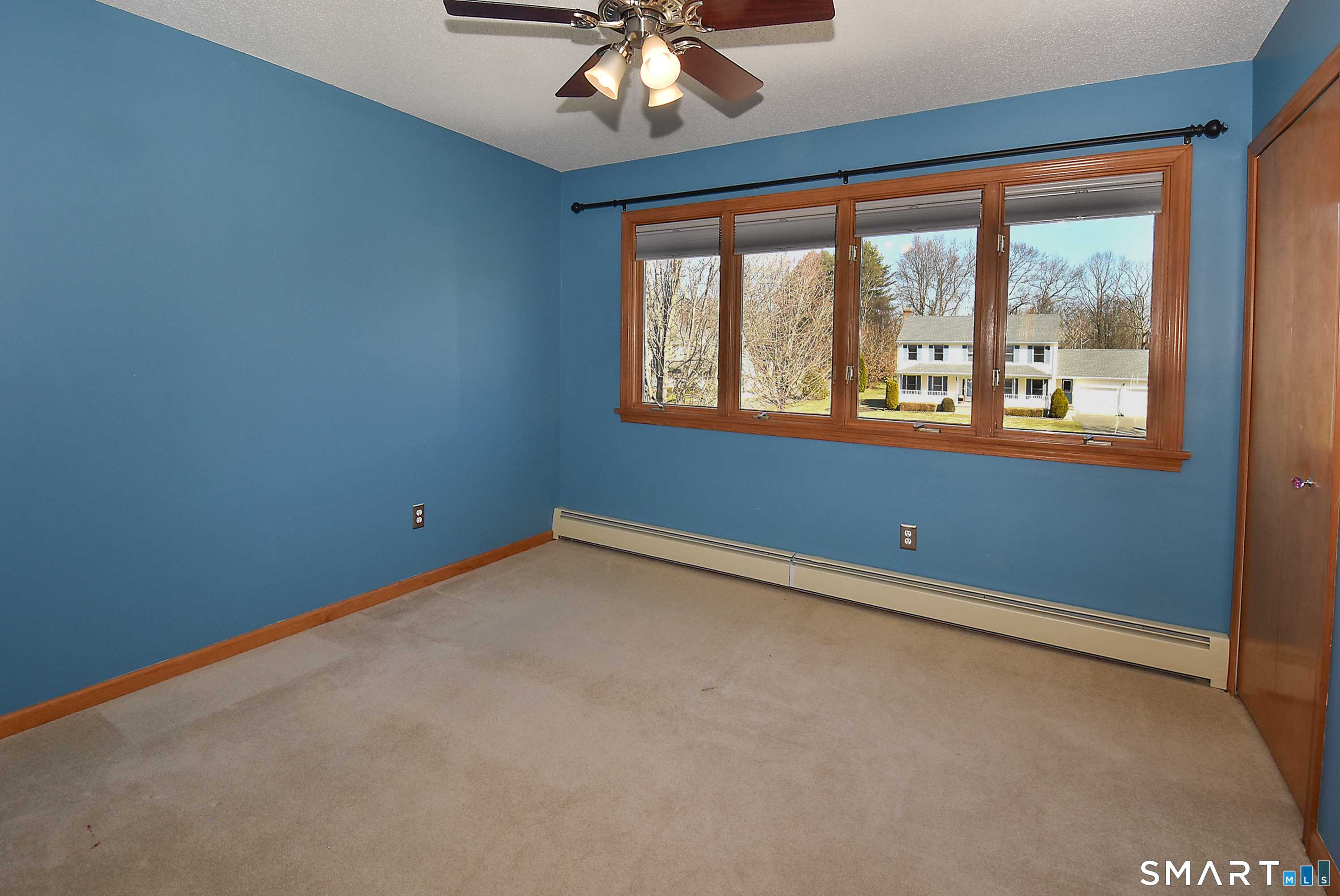 35 Vincent Circle South Windsor CT 06074