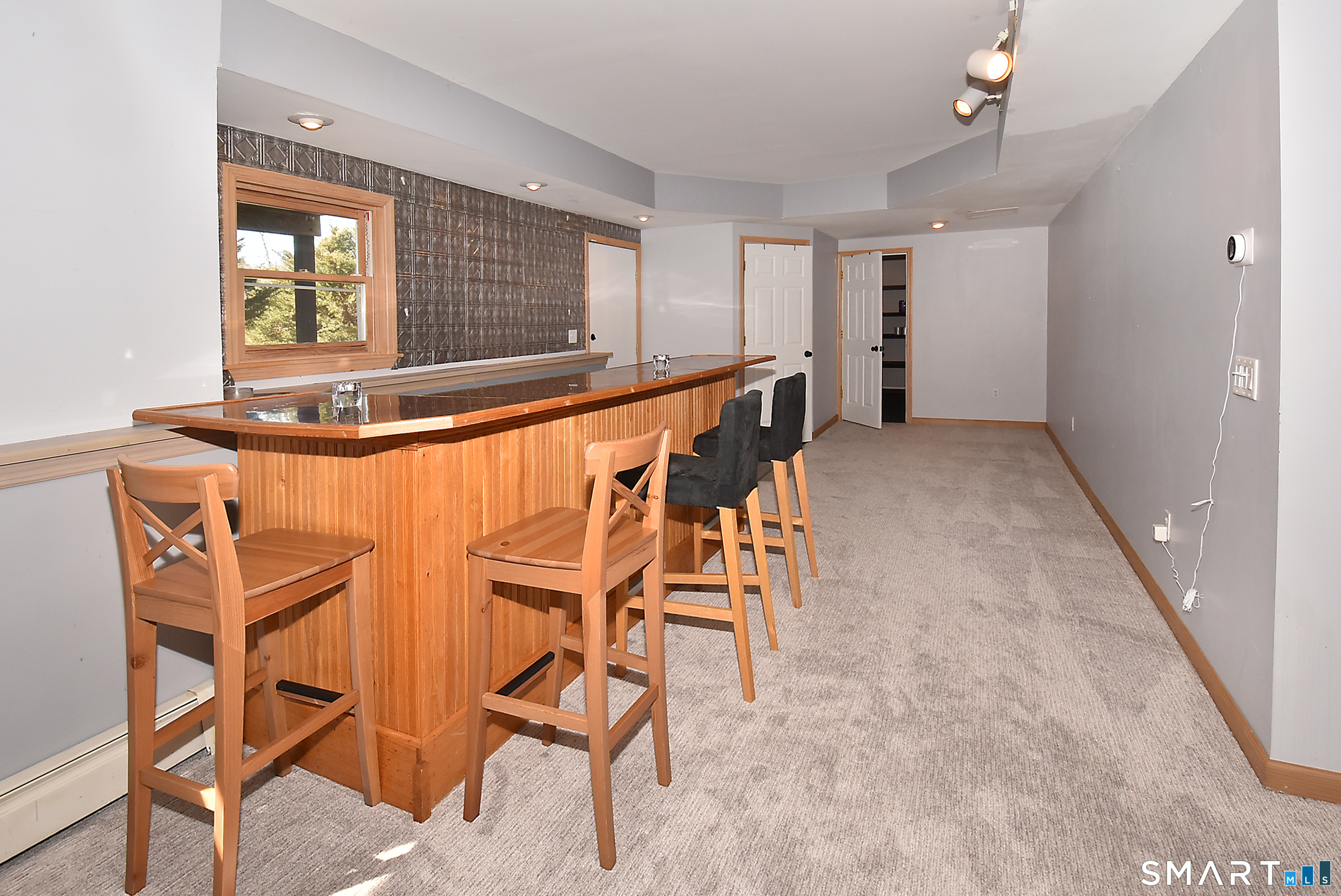 35 Vincent Circle South Windsor CT 06074