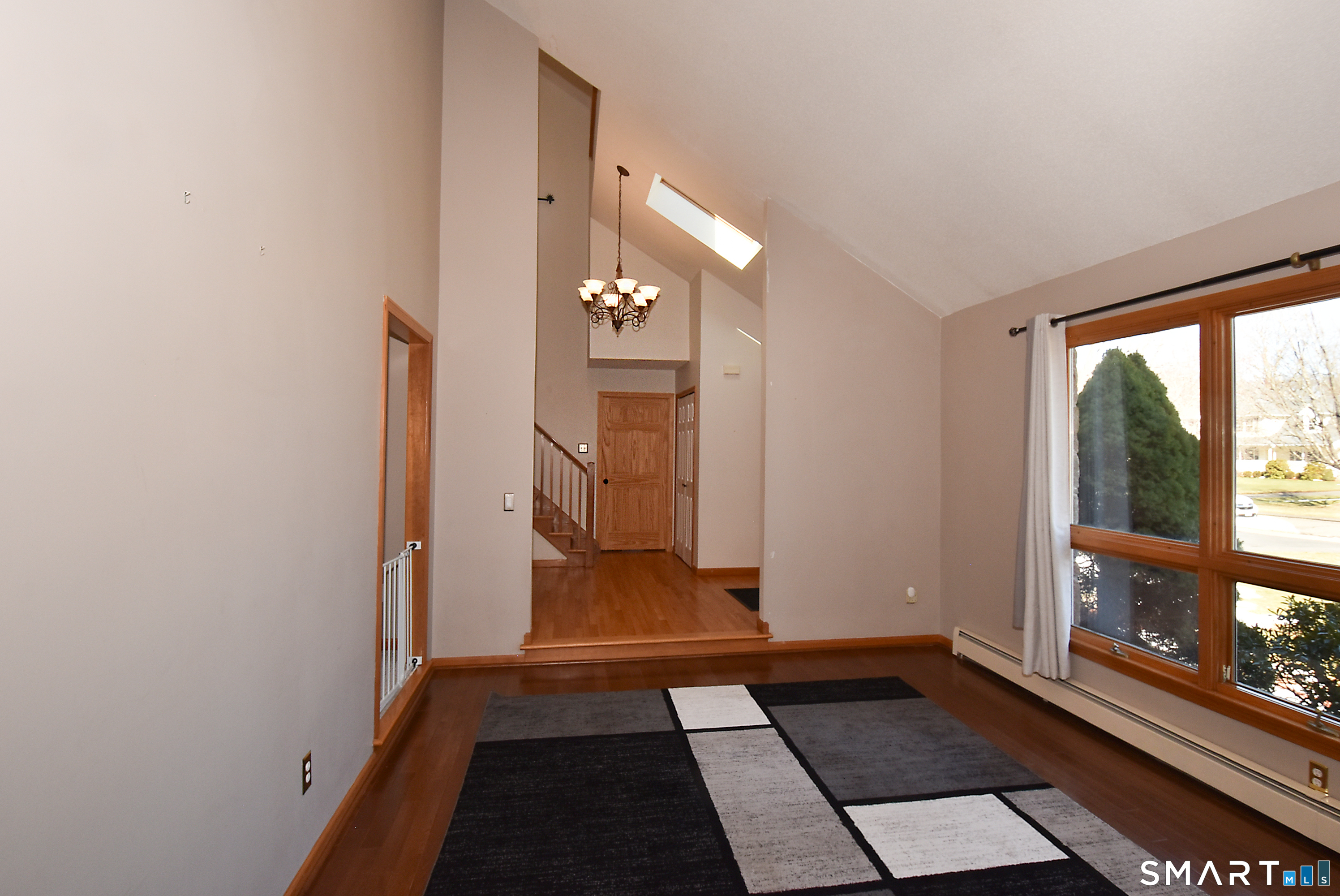 35 Vincent Circle South Windsor CT 06074