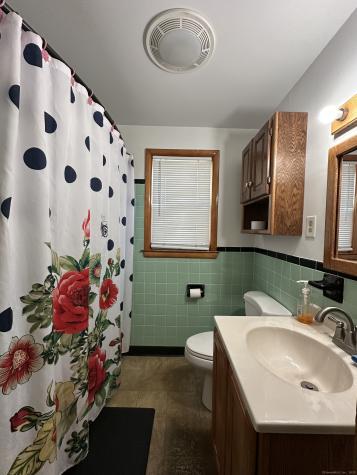 10 Kenyon Place East Hartford CT 06108