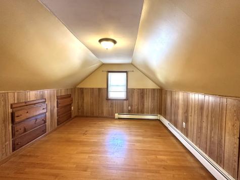 10 Kenyon Place East Hartford CT 06108