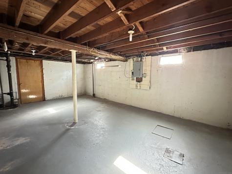 10 Kenyon Place East Hartford CT 06108