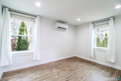 16 Raymond Street New Canaan CT 06840