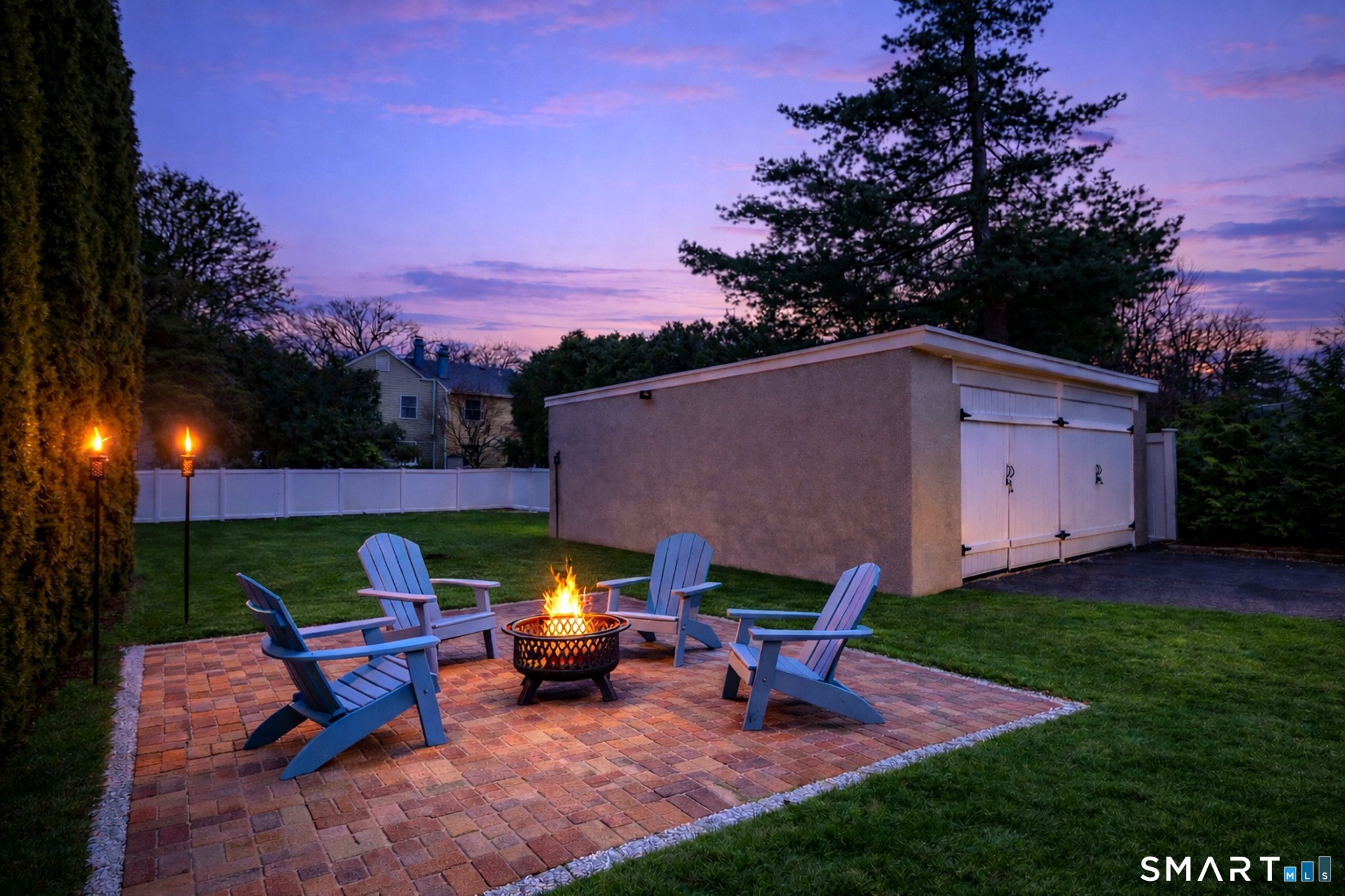 16 Raymond Street New Canaan CT 06840