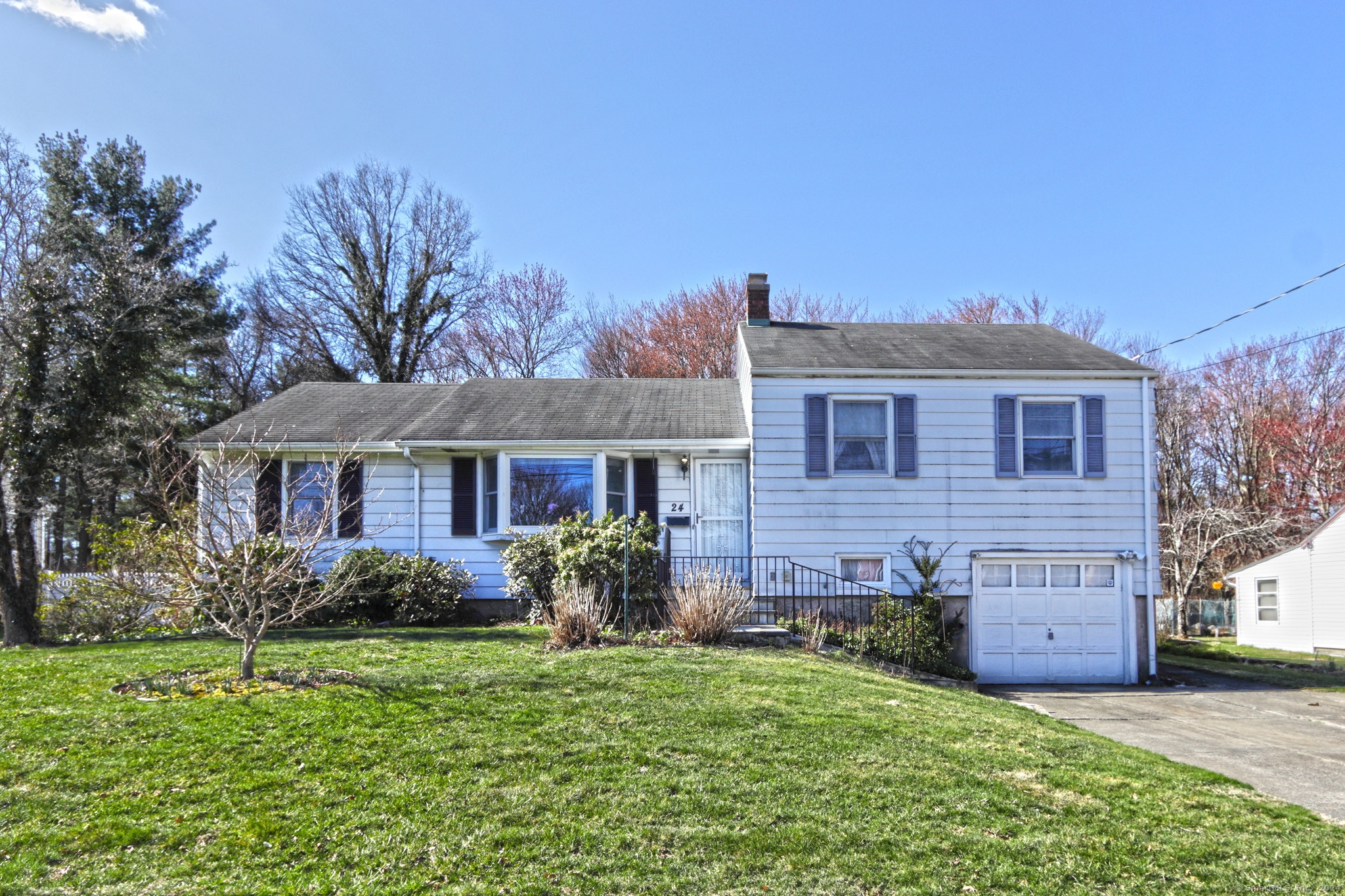 24 Meadow Park Drive Milford CT 06461