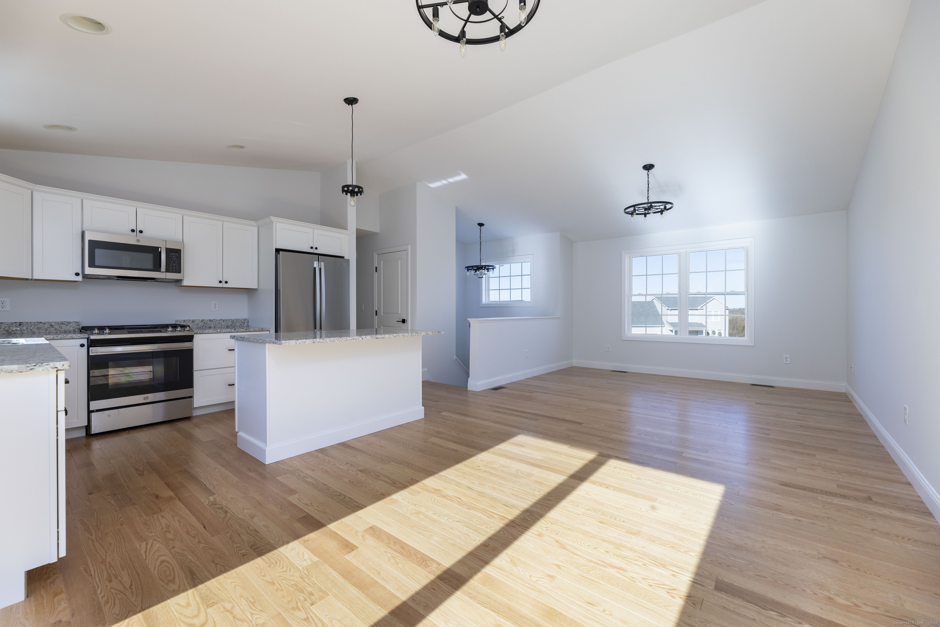 2 Johns Circle Sterling CT 06377