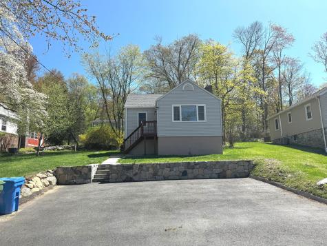 6 Fulton Drive New Fairfield CT 06812