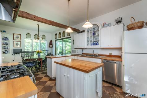 32 Calkinstown Road Sharon CT 06069