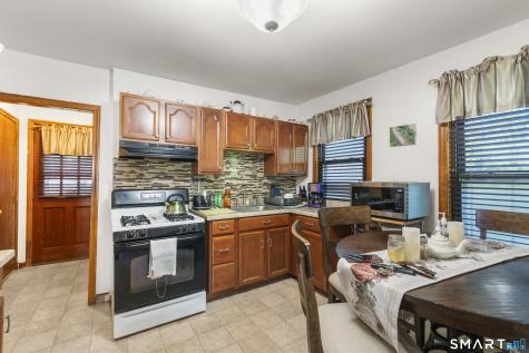 11 Elliott Place Hartford CT 06114