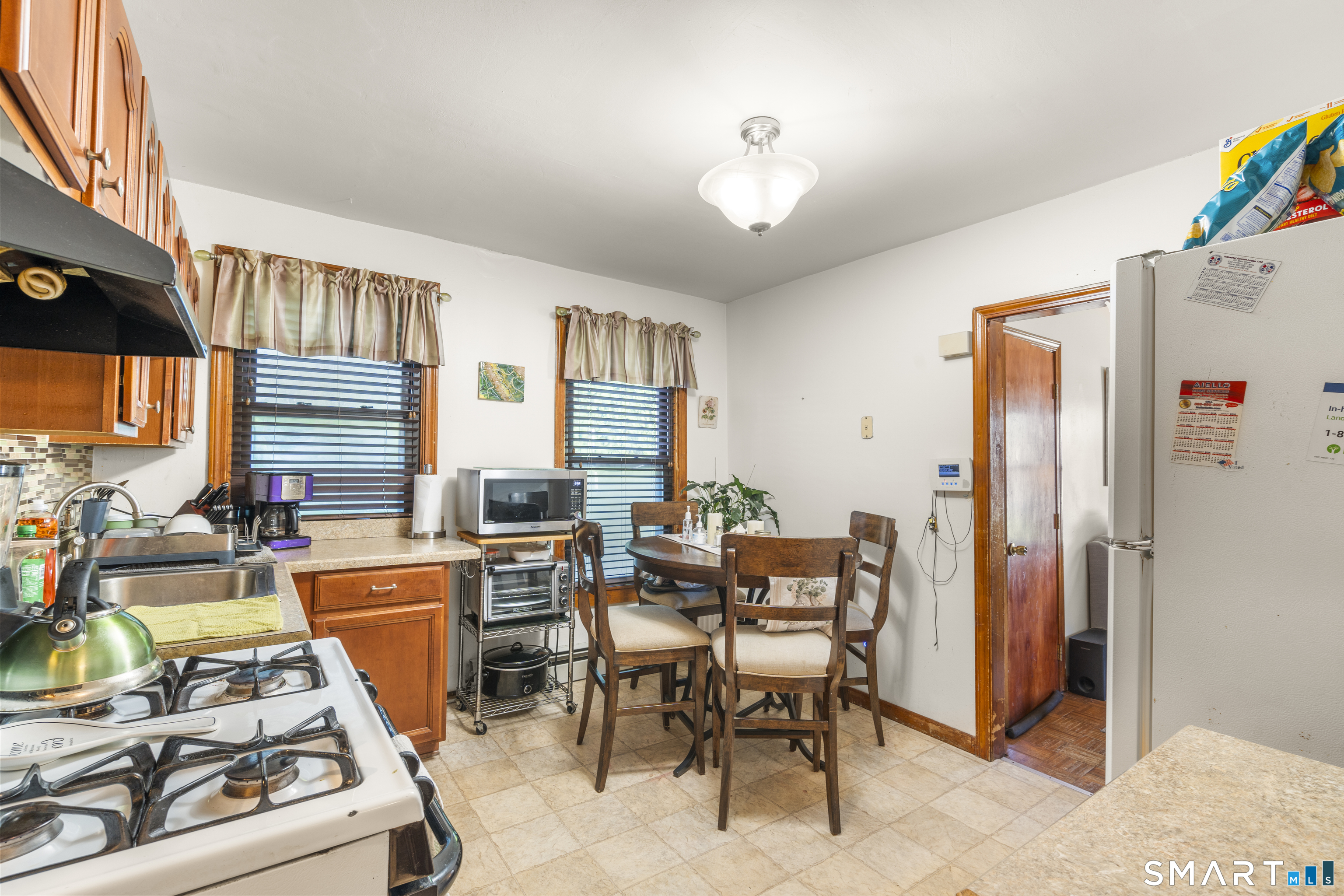 11 Elliott Place Hartford CT 06114
