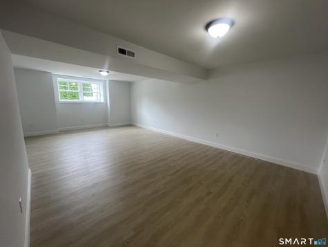 Lot 1 Oakcrest Circle Waterbury CT 06708
