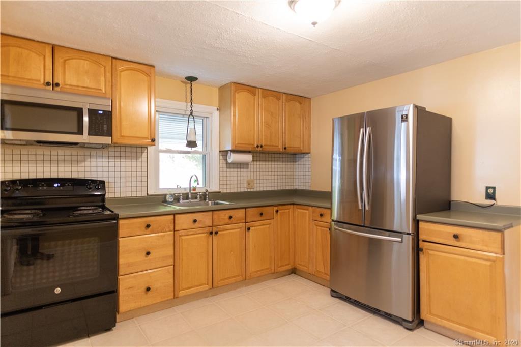 156 Chestnut Street Manchester CT 06040
