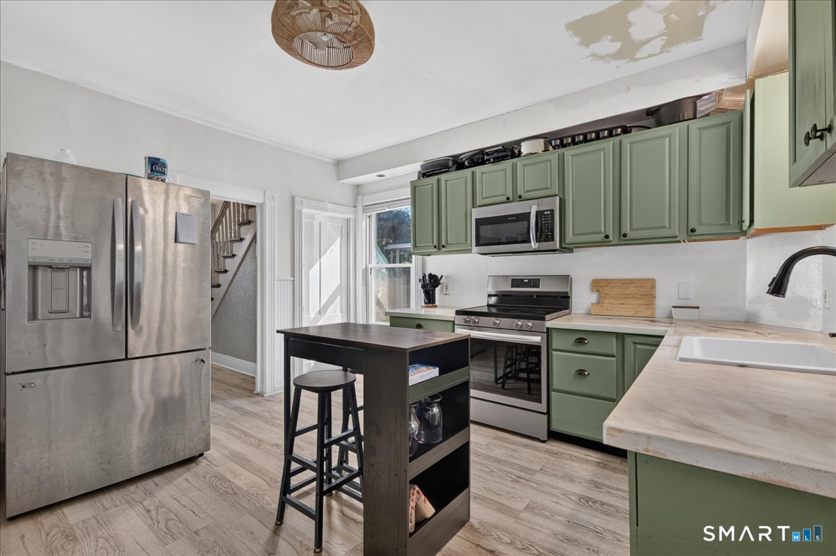 23 Bentley Avenue Norwich CT 06360