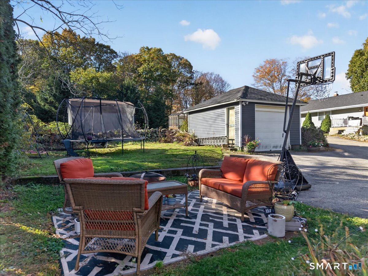 23 Bentley Avenue Norwich CT 06360