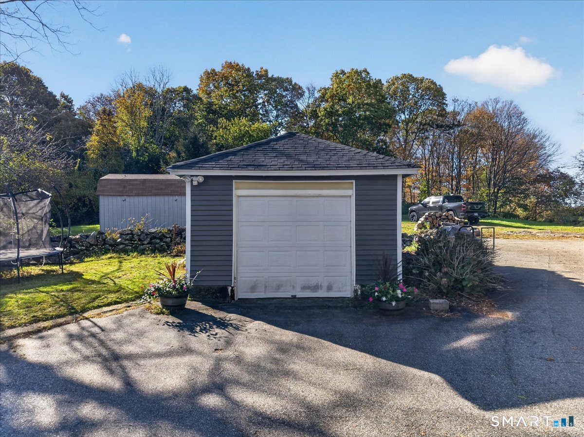 23 Bentley Avenue Norwich CT 06360