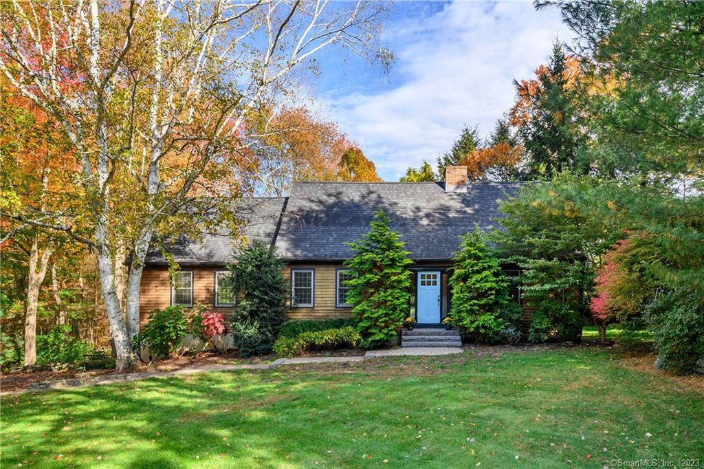 7 Cedar Circle Newtown CT 06470
