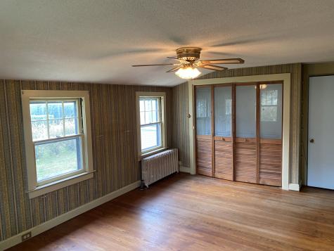 21 St John Street Manchester CT 06040