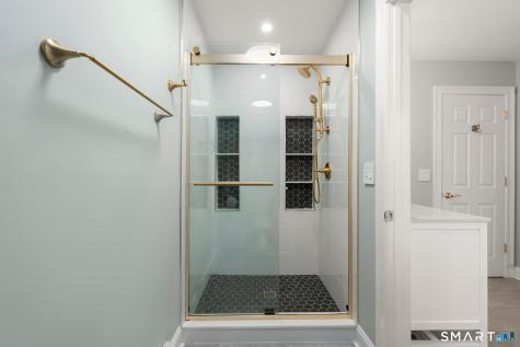 68 Ridgeview Way Ellington CT 06029
